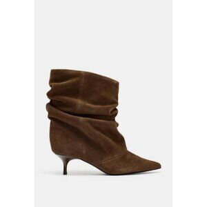 ZARA RUFFLED SPLIT SUEDE ANKLE BOOTS